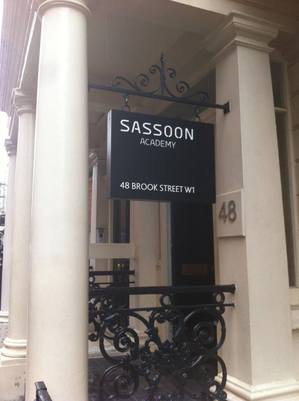 SASSOON ACADEMY 看板.jpg